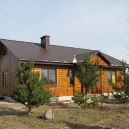 Budowa domu z drewna 96 m&sup2;